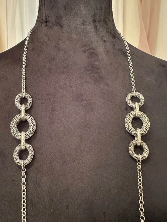✨ Vintage Silver Tone Long Statement Necklace - Picture 2 of 5